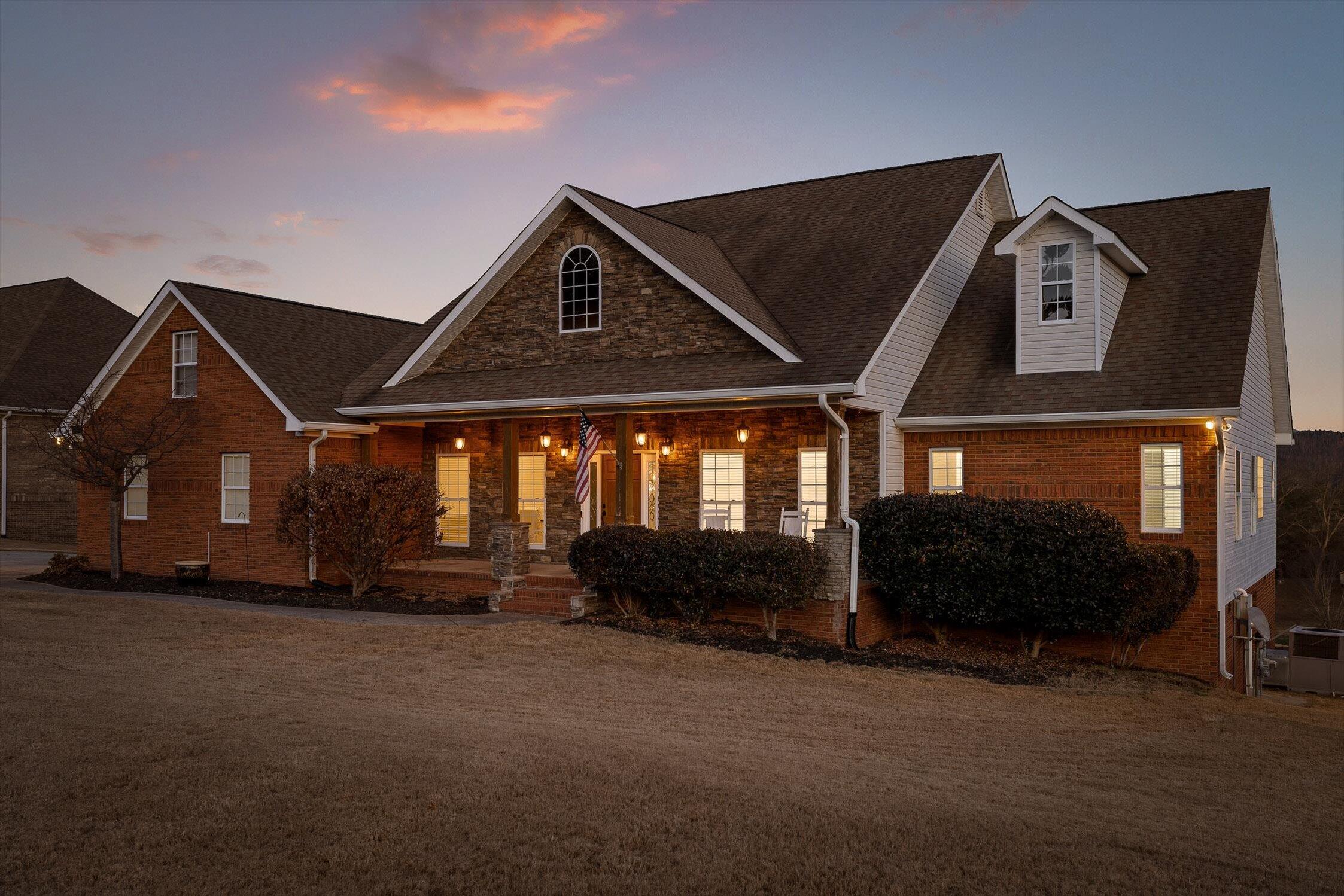 140 Thorncrest Drive