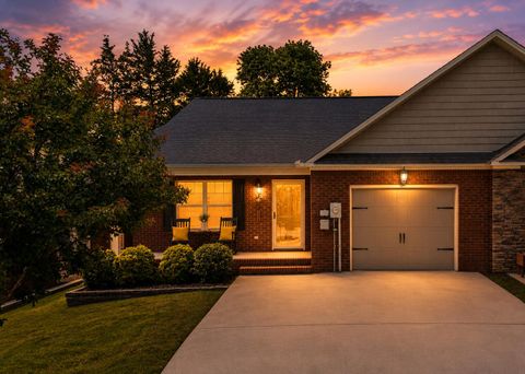 Townhouse For Sale - 1716 Chelsa Drive<br/> Bradley County County, Cleveland, TN 37323