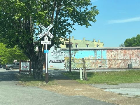 Tiny photo for 102 W 8th Street, Chickamauga, GA 30707 (MLS # 1529458)