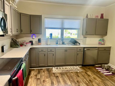 Tiny photo for 102 W 8th Street, Chickamauga, GA 30707 (MLS # 1529458)