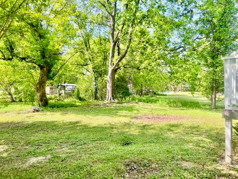 Tiny photo for 102 W 8th Street, Chickamauga, GA 30707 (MLS # 1529458)