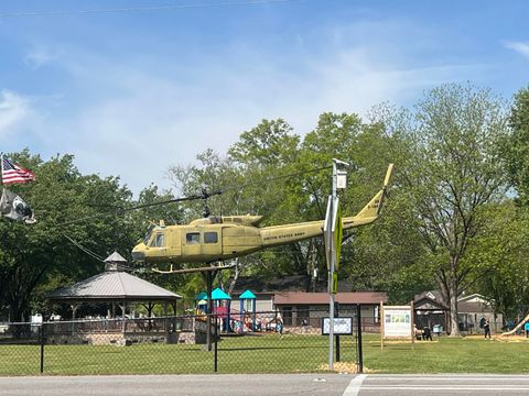 Tiny photo for 102 W 8th Street, Chickamauga, GA 30707 (MLS # 1529458)