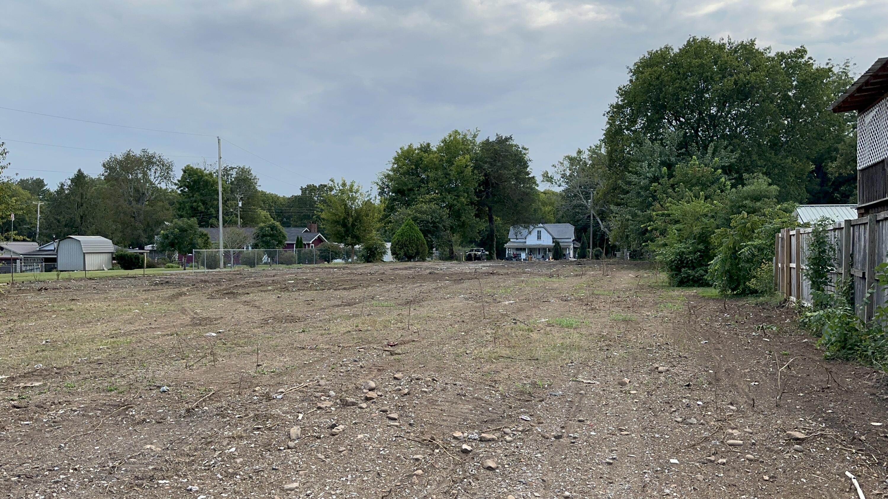218 S Southern College Street, Graysville, Tennessee image 2