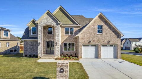Photo of 2206 Peterson Drive, Chattanooga, TN 37421 (MLS # 1522545)