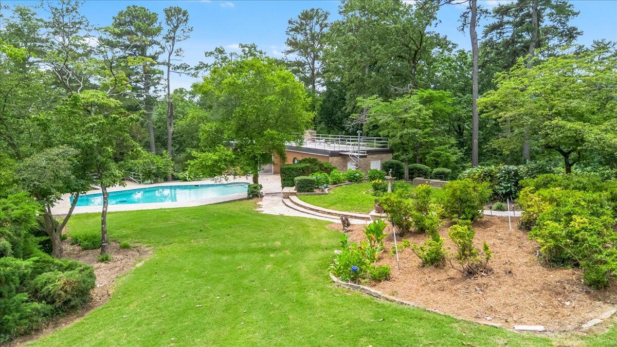 1218 Wildwood Lane