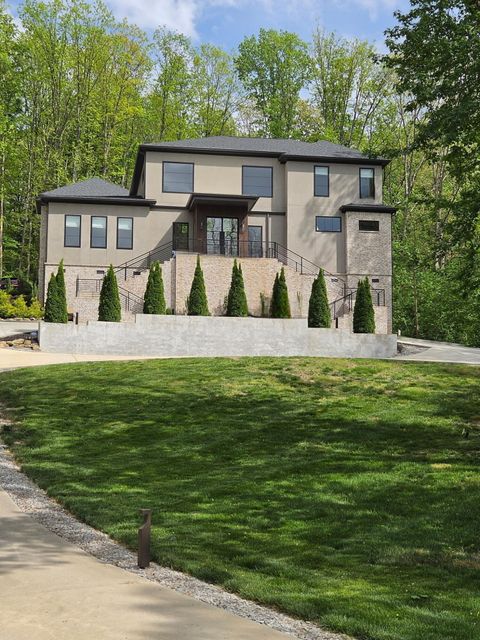 Photo of 506 Timberlinks Drive, Signal Mountain, TN 37377 (MLS # 1532966)