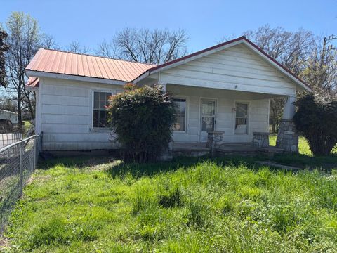 Homes For Sale - 1110 Glentana Street<br/> Rossville, GA 30741