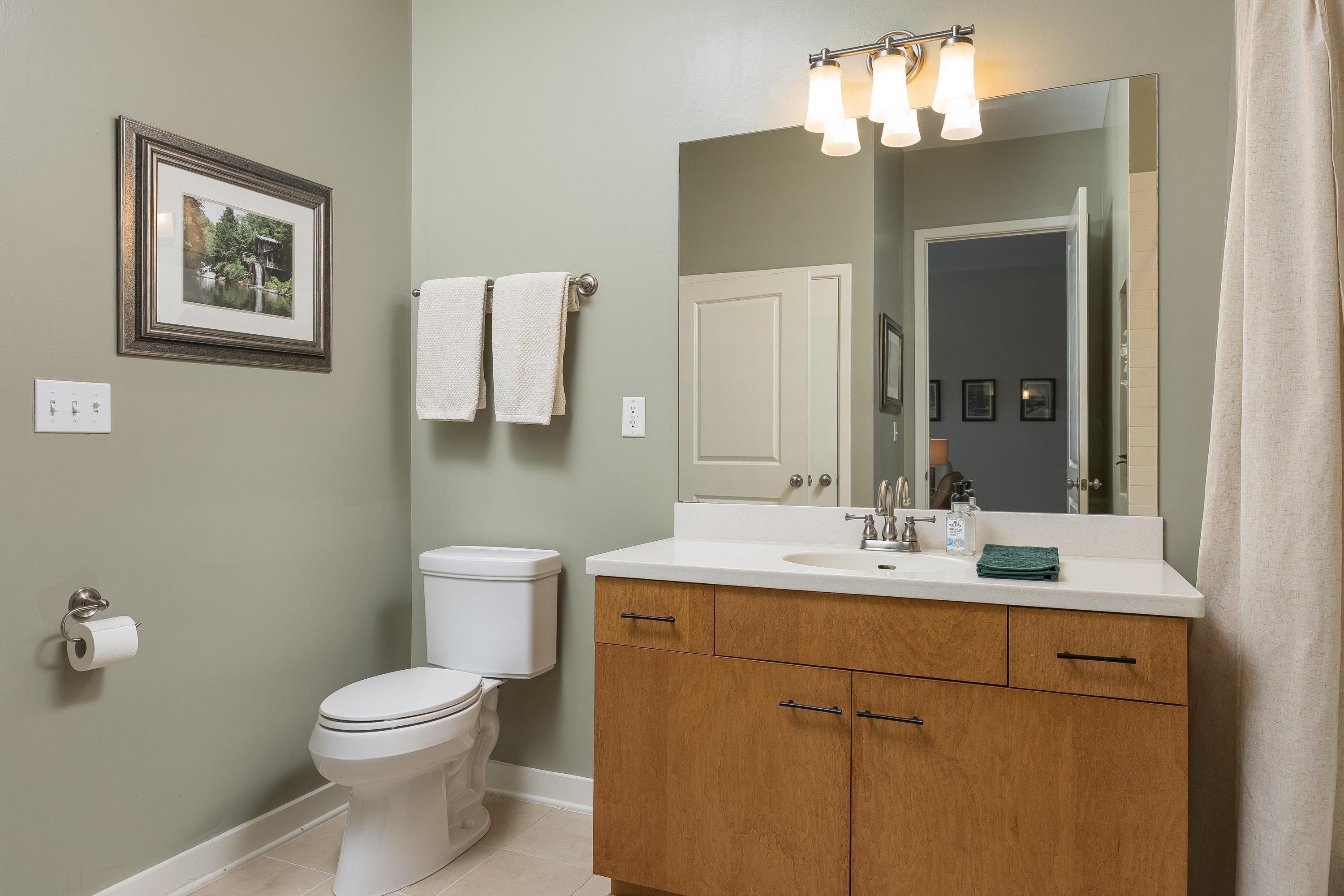 200 Manufacturers Road #APT 241, Chattanooga, Tennessee image 21