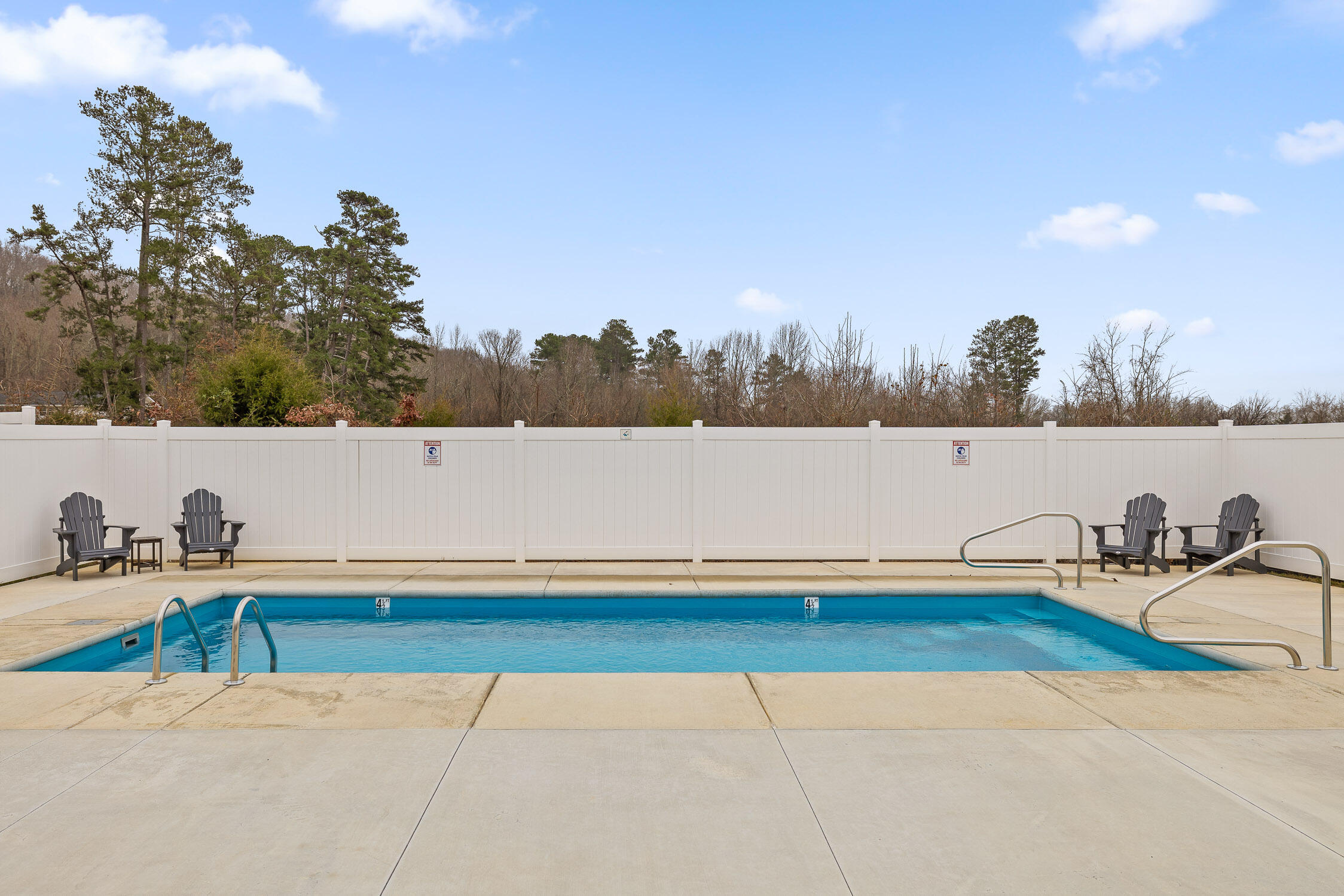 Ringgold, Georgia 30736, United States, 2 Bedrooms Bedrooms, ,2 BathroomsBathrooms,Residential,Active,8558