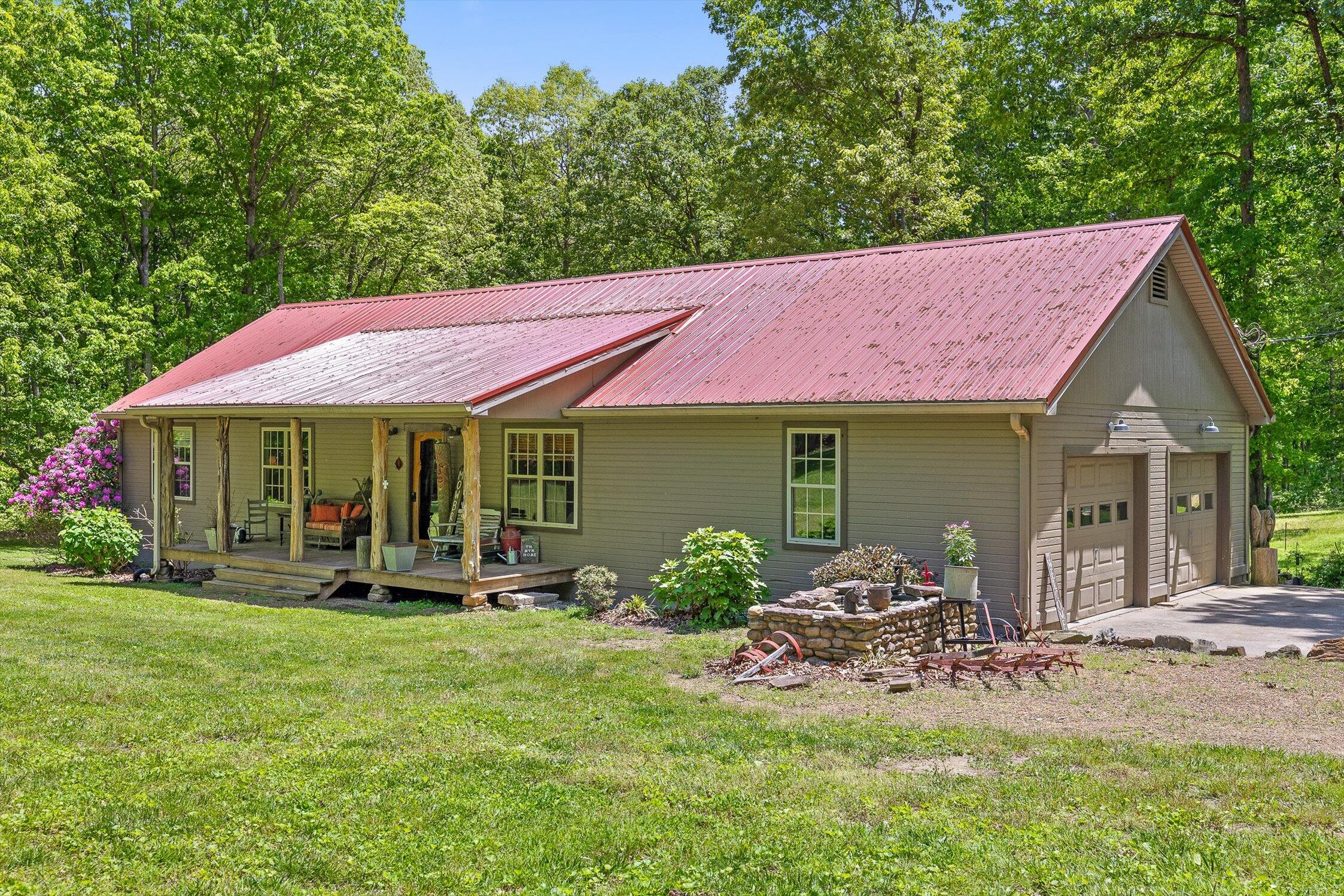 718 T Crowe Road, Soddy Daisy, Tennessee image 3