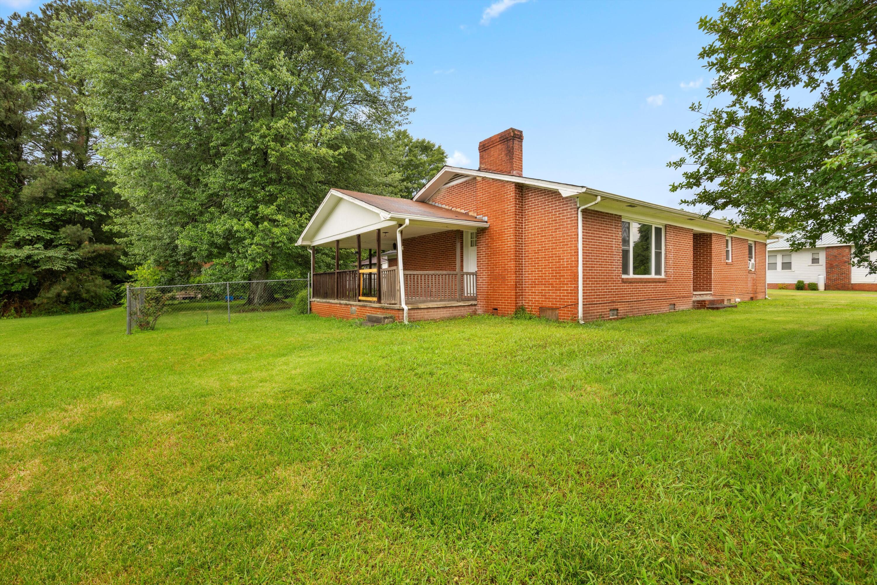 2524 Spring Place Road, Cleveland, Tennessee image 2