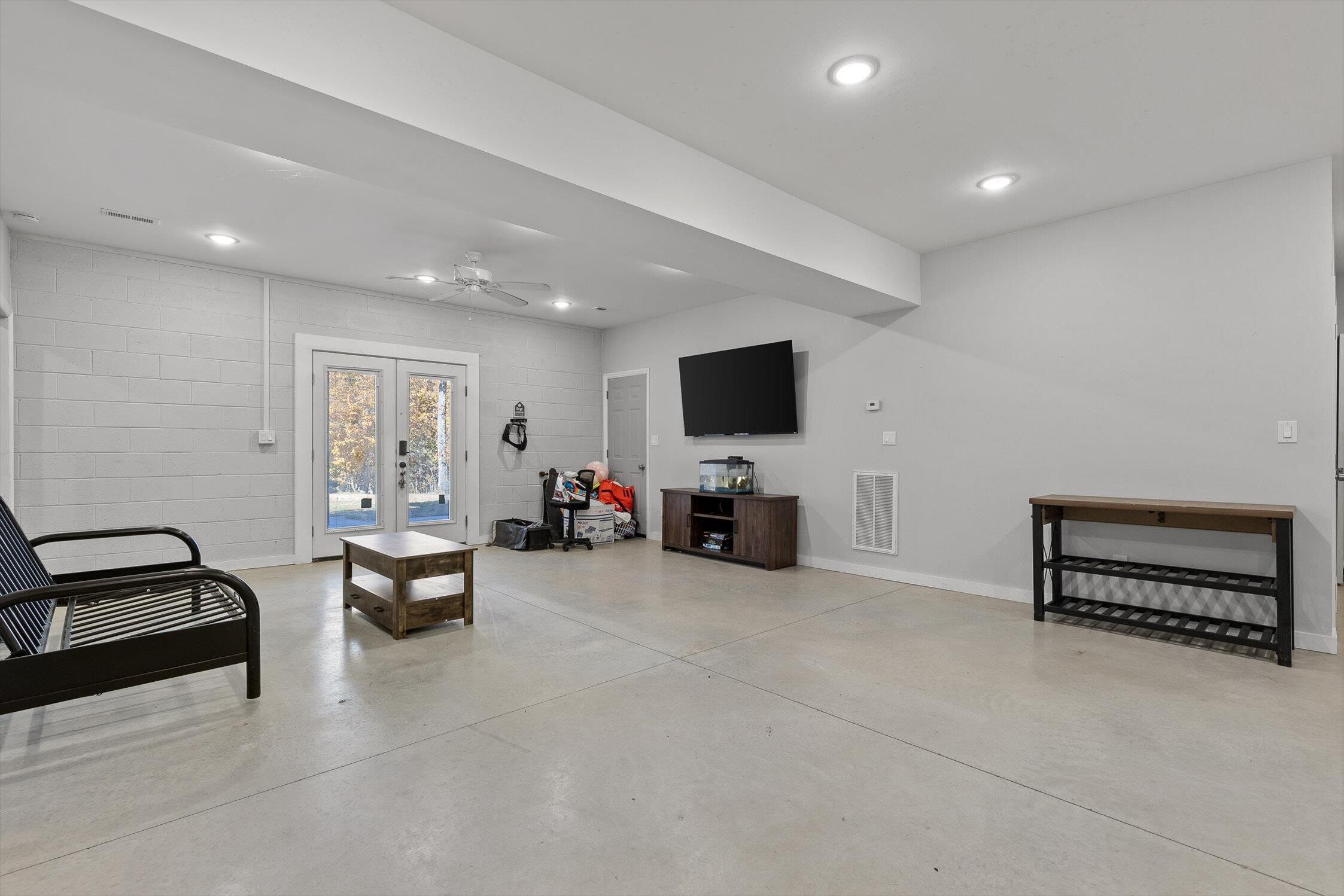 Trenton, Georgia 30752, United States, 3 Bedrooms Bedrooms, ,3 BathroomsBathrooms,Residential,Active,240470