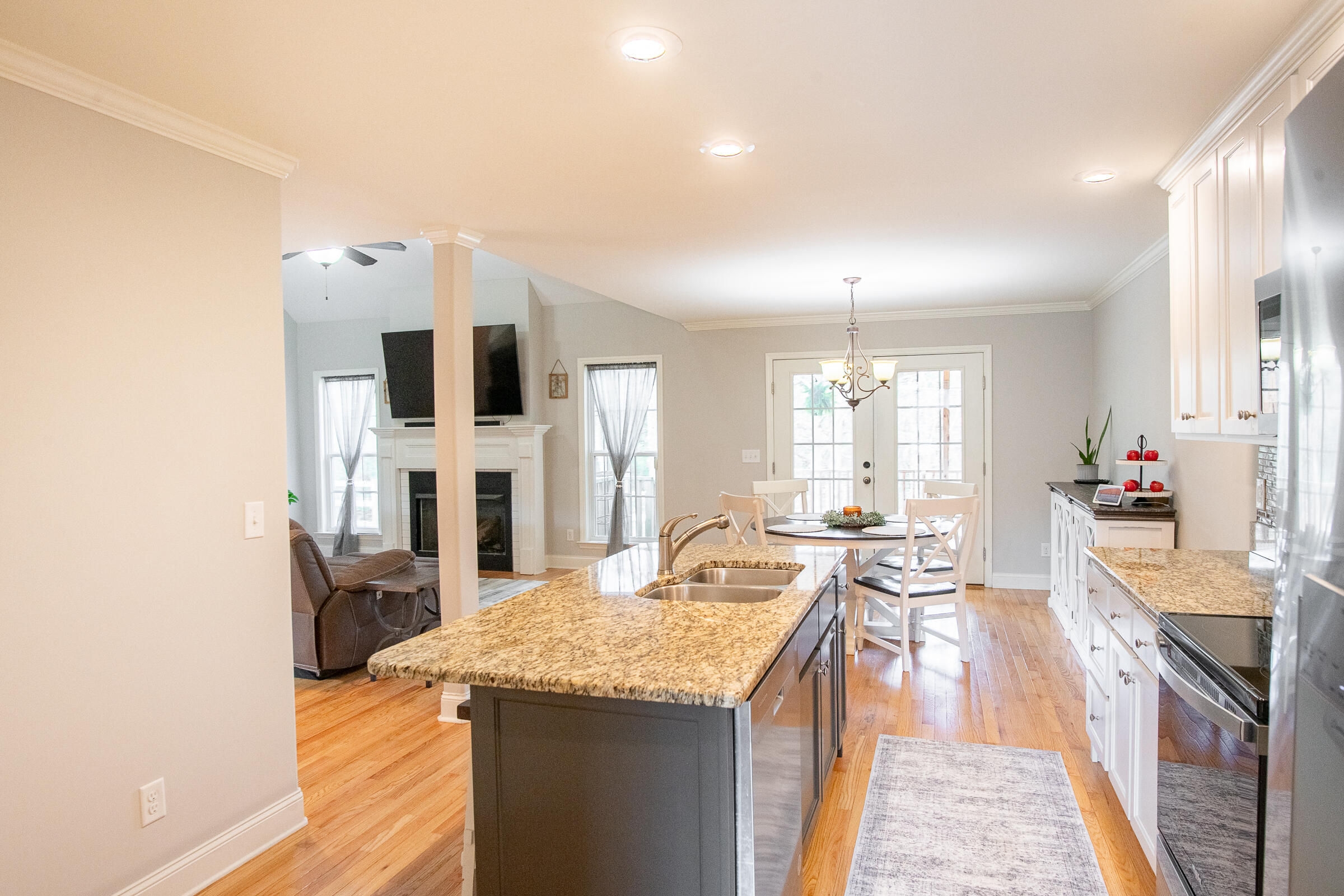 2614 Sweet Bay Circle NW