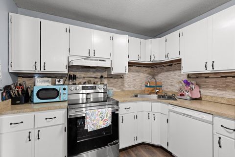 Tiny photo for 7410 S Dent Road, Hixson, TN 37343 (MLS # 1530802)