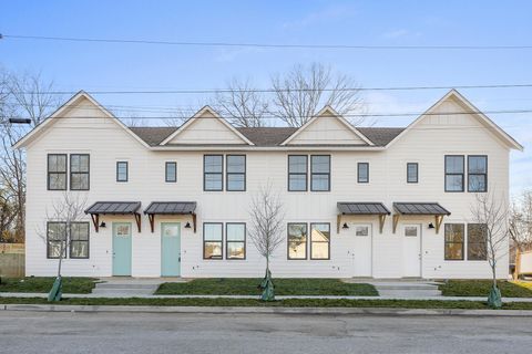 Photo of 1754 S Highland Park Avenue S, Chattanooga, TN 37404 (MLS # 1523136)