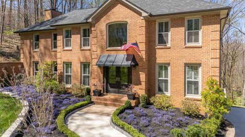 Homes For Sale - 5540 Mill Stone Drive<br/> Ooltewah, TN 37363