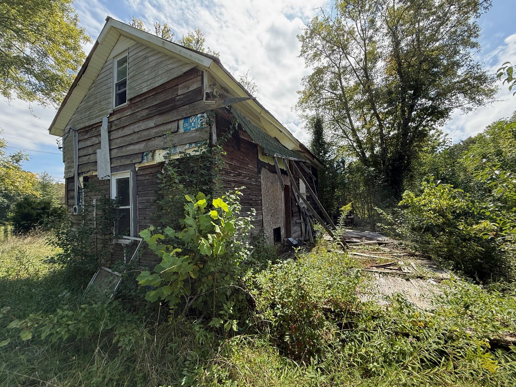 1235 Tatesville Road