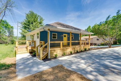 Photo of 3727 Grace Avenue, Chattanooga, TN 37406 (MLS # 1533687)
