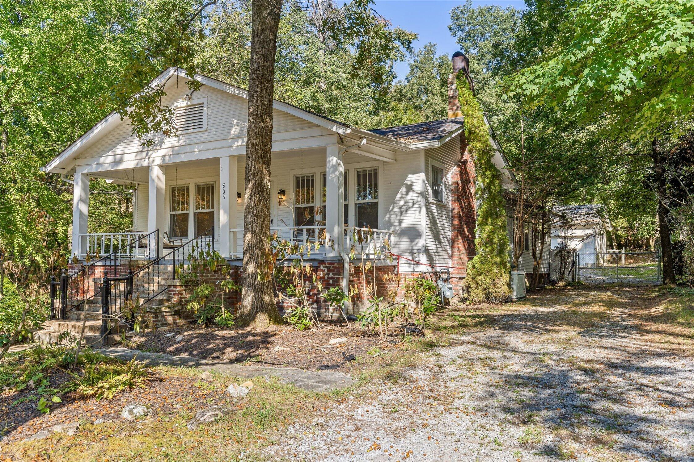 809 Fairmount Avenue