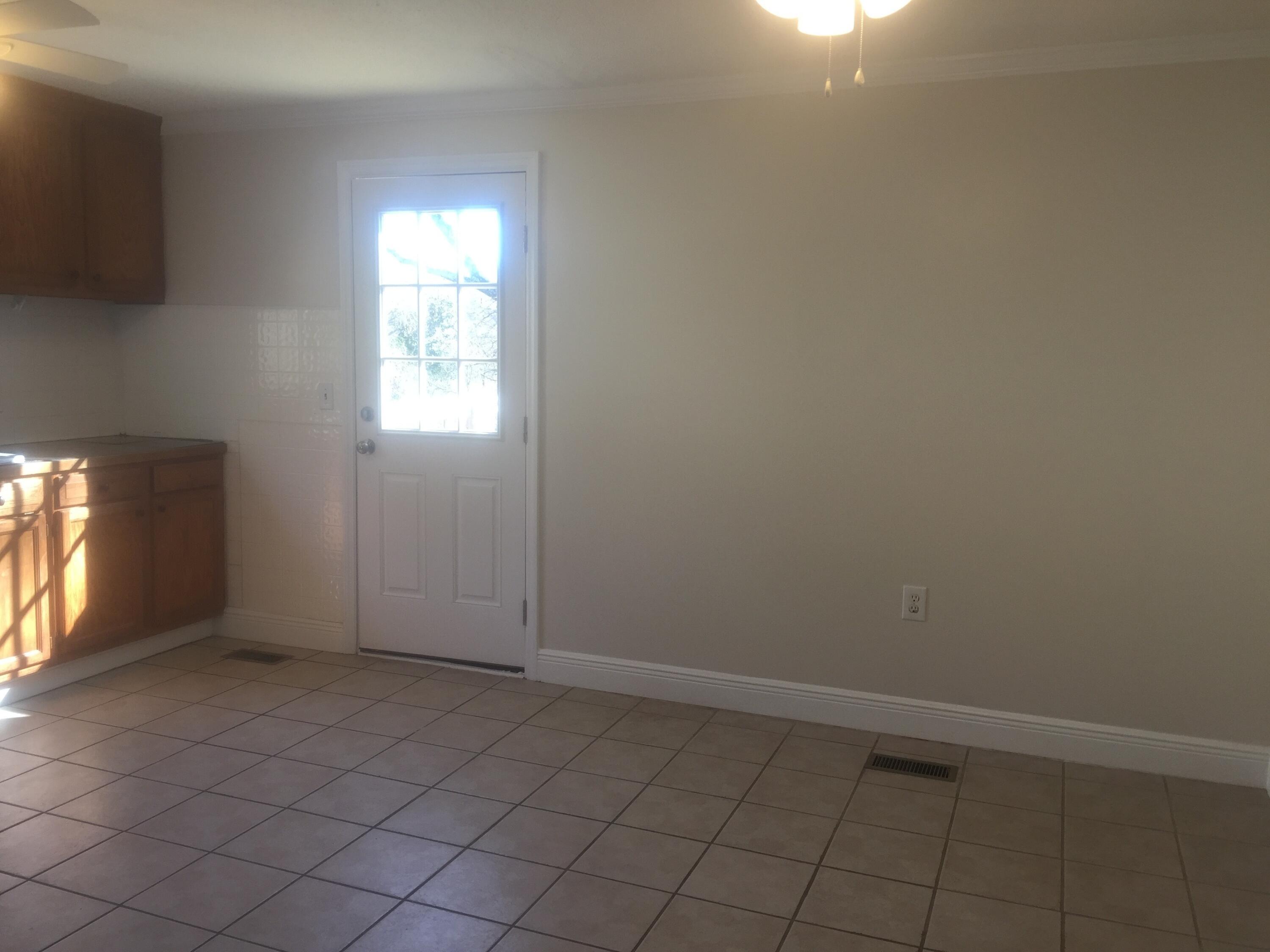 Rossville, Georgia 30741, United States, 2 Bedrooms Bedrooms, ,1 BathroomBathrooms,Residential,Active,197433