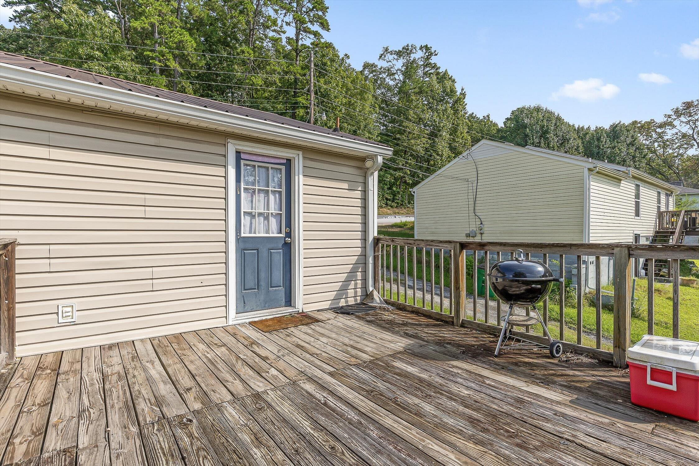 Rossville, Georgia 30741, United States, 2 Bedrooms Bedrooms, ,1 BathroomBathrooms,Residential,Active,197433