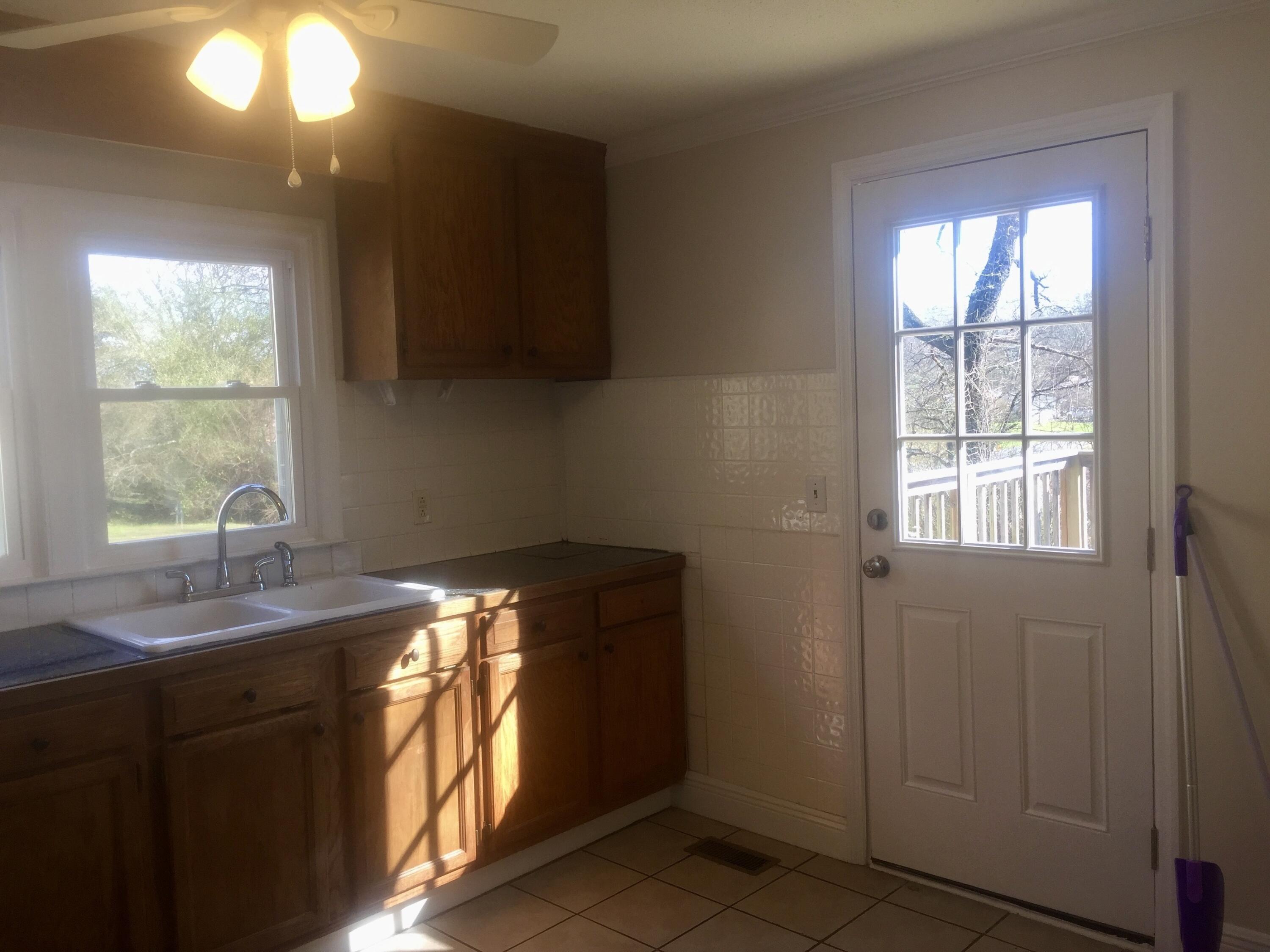 Rossville, Georgia 30741, United States, 2 Bedrooms Bedrooms, ,1 BathroomBathrooms,Residential,Active,197433