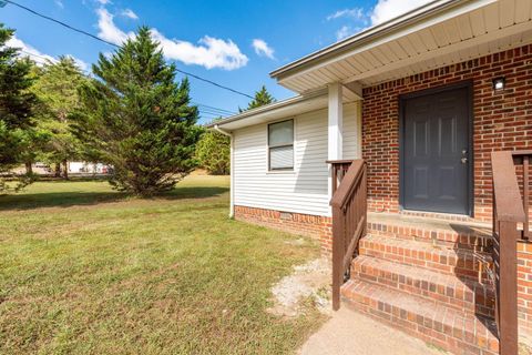 Photo of 718 Salem Road, Rossville, GA 30741 (MLS # 1527636)