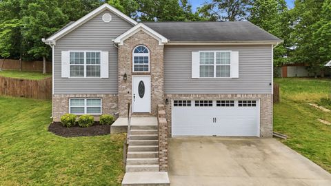 Photo of 2045 Short Leaf Lane, Soddy Daisy, TN 37379 (MLS # 1534222)