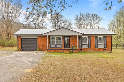 Photo of 258 E Hills Road, Jasper, TN 37347 (MLS # 1530226)