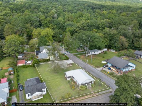 Photo of 5601 Alabama Avenue, Chattanooga, TN 37409 (MLS # 1520229)