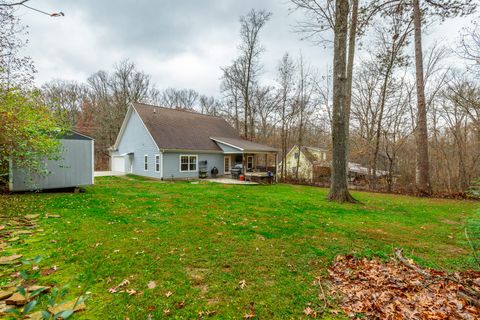 Tiny photo for 3680 Wilson Avenue, Signal Mountain, TN 37377 (MLS # 1524874)