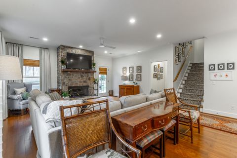 Tiny photo for 3680 Wilson Avenue, Signal Mountain, TN 37377 (MLS # 1524874)