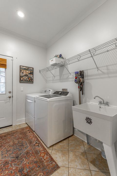 Tiny photo for 3680 Wilson Avenue, Signal Mountain, TN 37377 (MLS # 1524874)