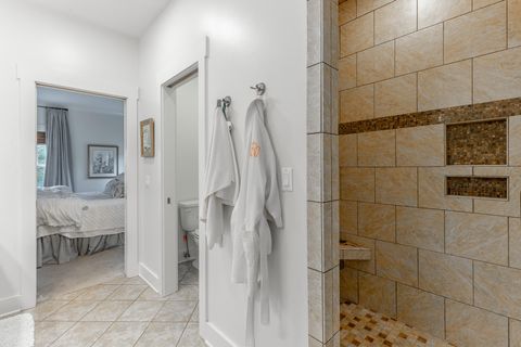 Tiny photo for 3680 Wilson Avenue, Signal Mountain, TN 37377 (MLS # 1524874)