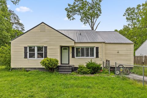 Photo of 608 Parkview Drive, Chattanooga, TN 37411 (MLS # 1513489) Photo of 608 Parkview Drive, Chattanooga, TN 37411 (MLS # 1513489)