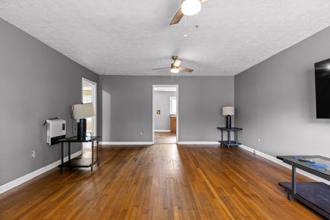 Tiny photo for 608 Parkview Drive, Chattanooga, TN 37411 (MLS # 1513489)