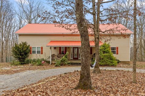 Homes For Sale - 264 Harlee Vista Road<br/> Pikeville, TN 37367