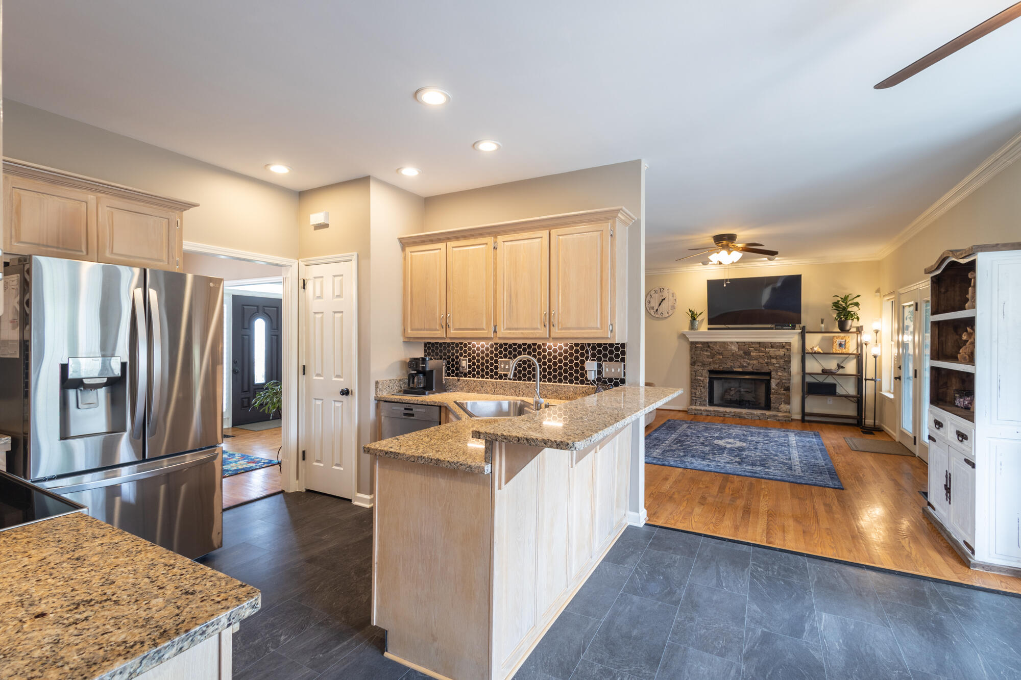 2106 College Park Lane, Soddy Daisy, Tennessee image 9
