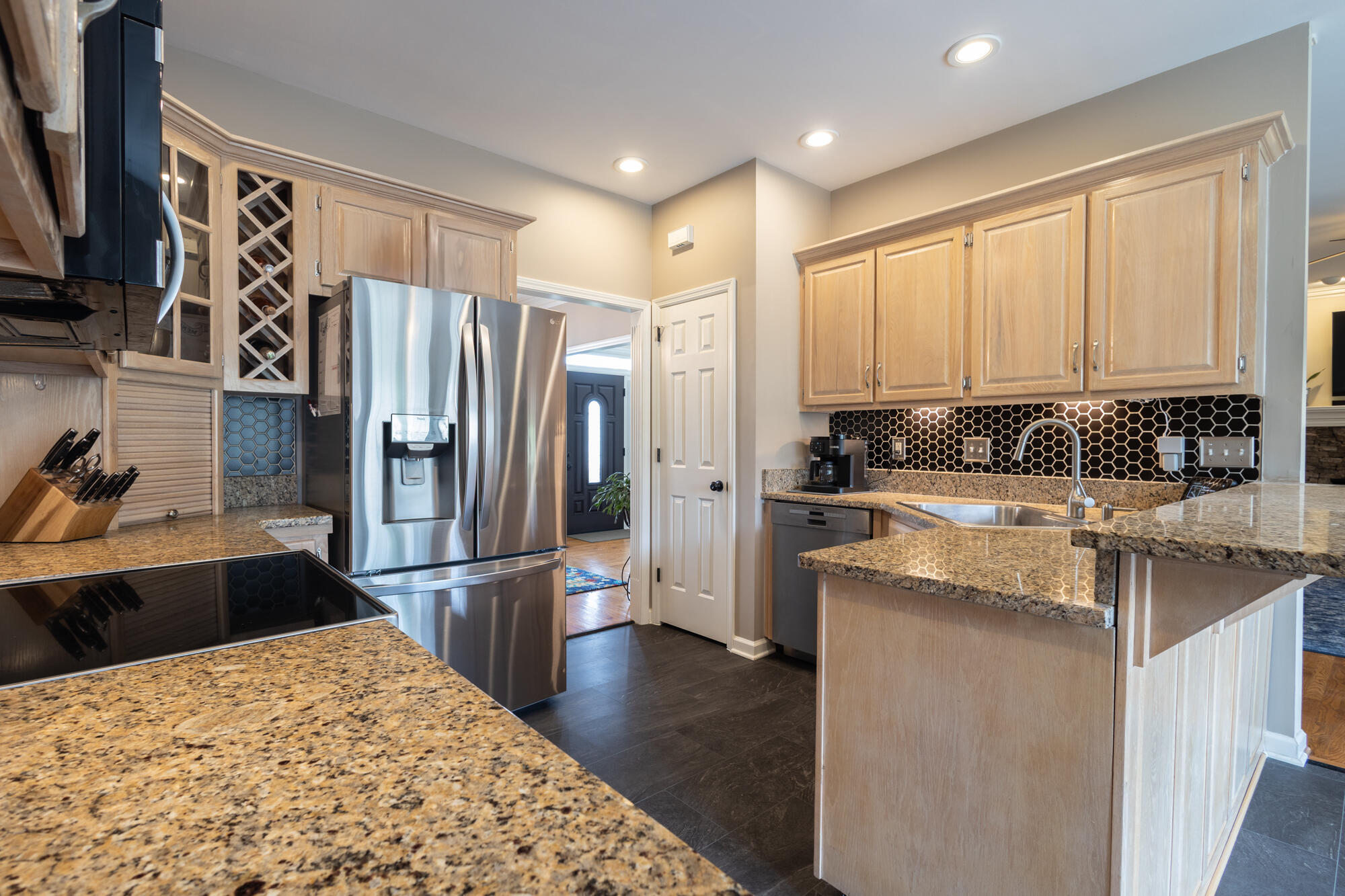 2106 College Park Lane, Soddy Daisy, Tennessee image 6