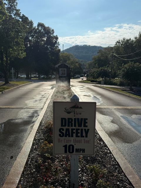 Tiny photo for 900 Mountain Creek Road, Chattanooga, TN 37405 (MLS # 1520782)