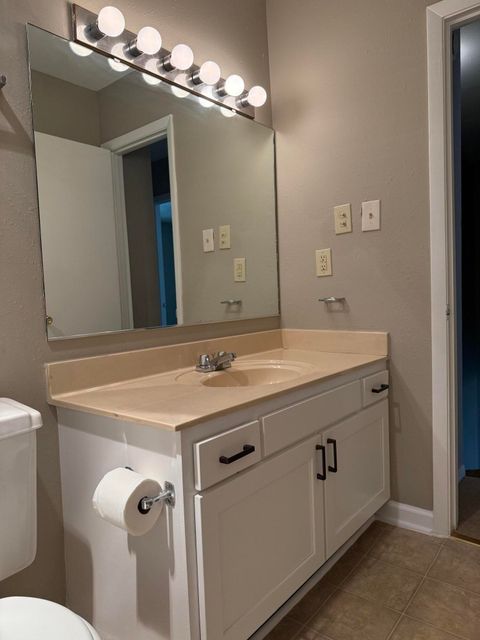 Tiny photo for 900 Mountain Creek Road, Chattanooga, TN 37405 (MLS # 1520782)