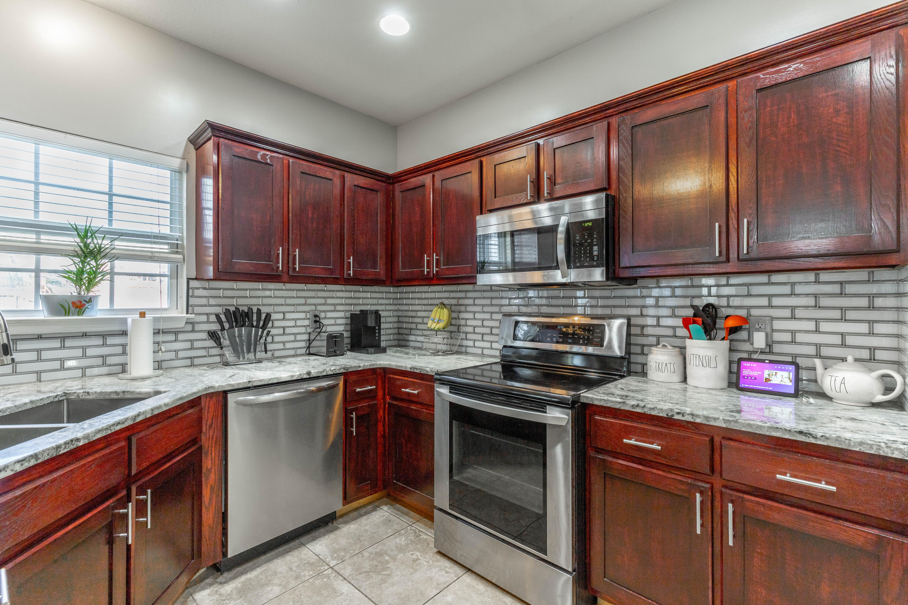 6697 Sandswitch Road, Hixson, Tennessee image 31