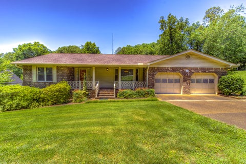 Homes For Sale - 121 Shannon Drive<br/> Ringgold, GA 30736