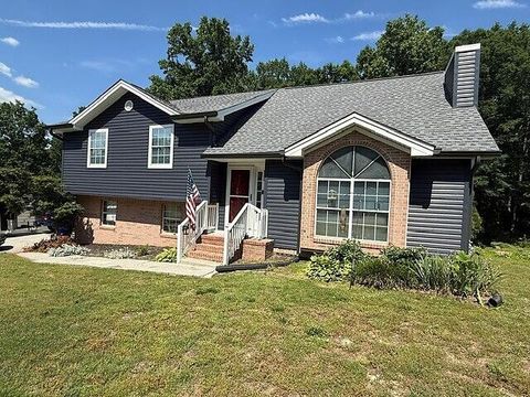 Homes For Sale - 533 Middle View Drive<br/> Ringgold, GA 30736