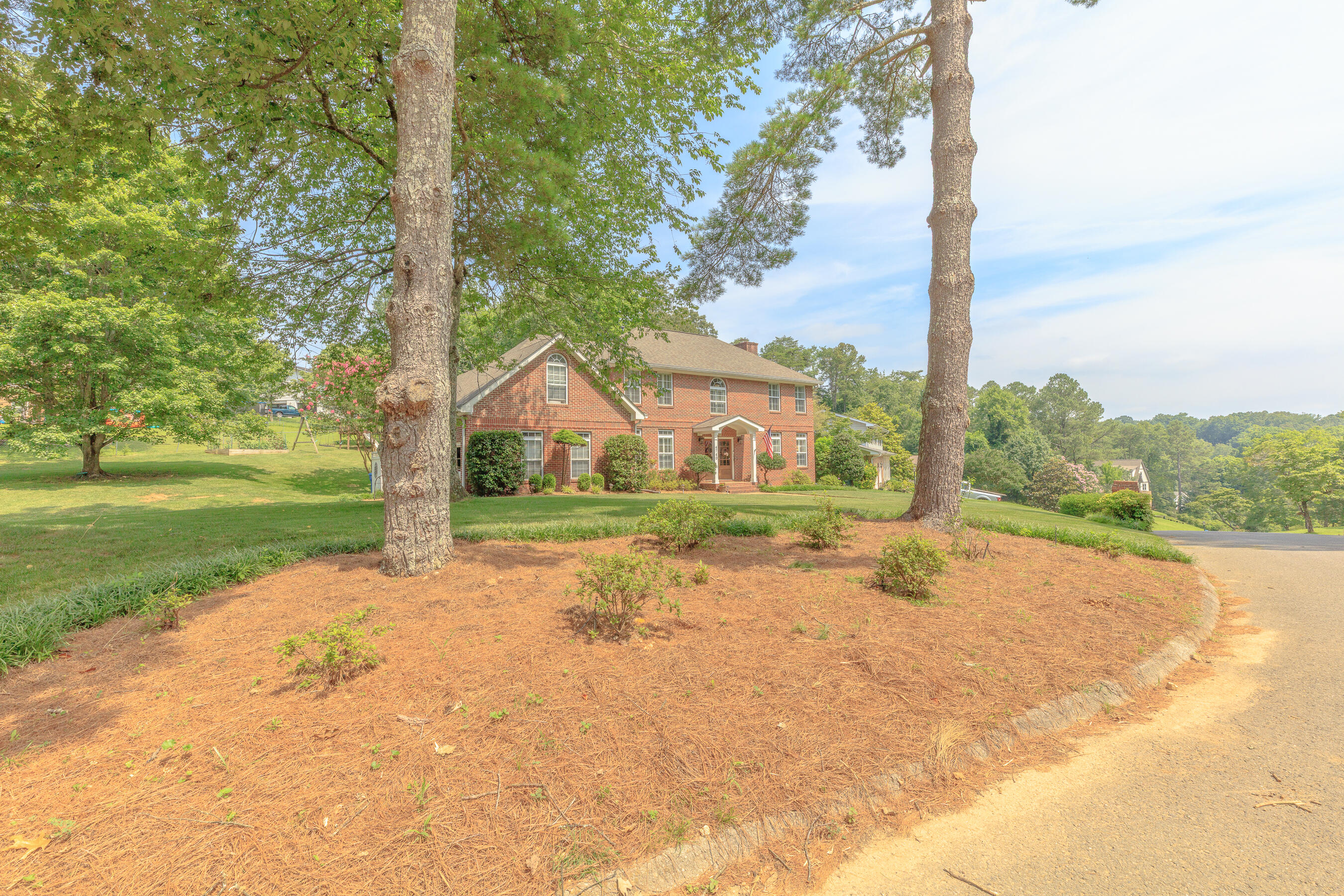 4740 N Forest Road