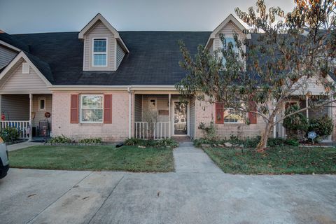 Photo of 7528 Eric Drive, Chattanooga, TN 37421 (MLS # 1522031)