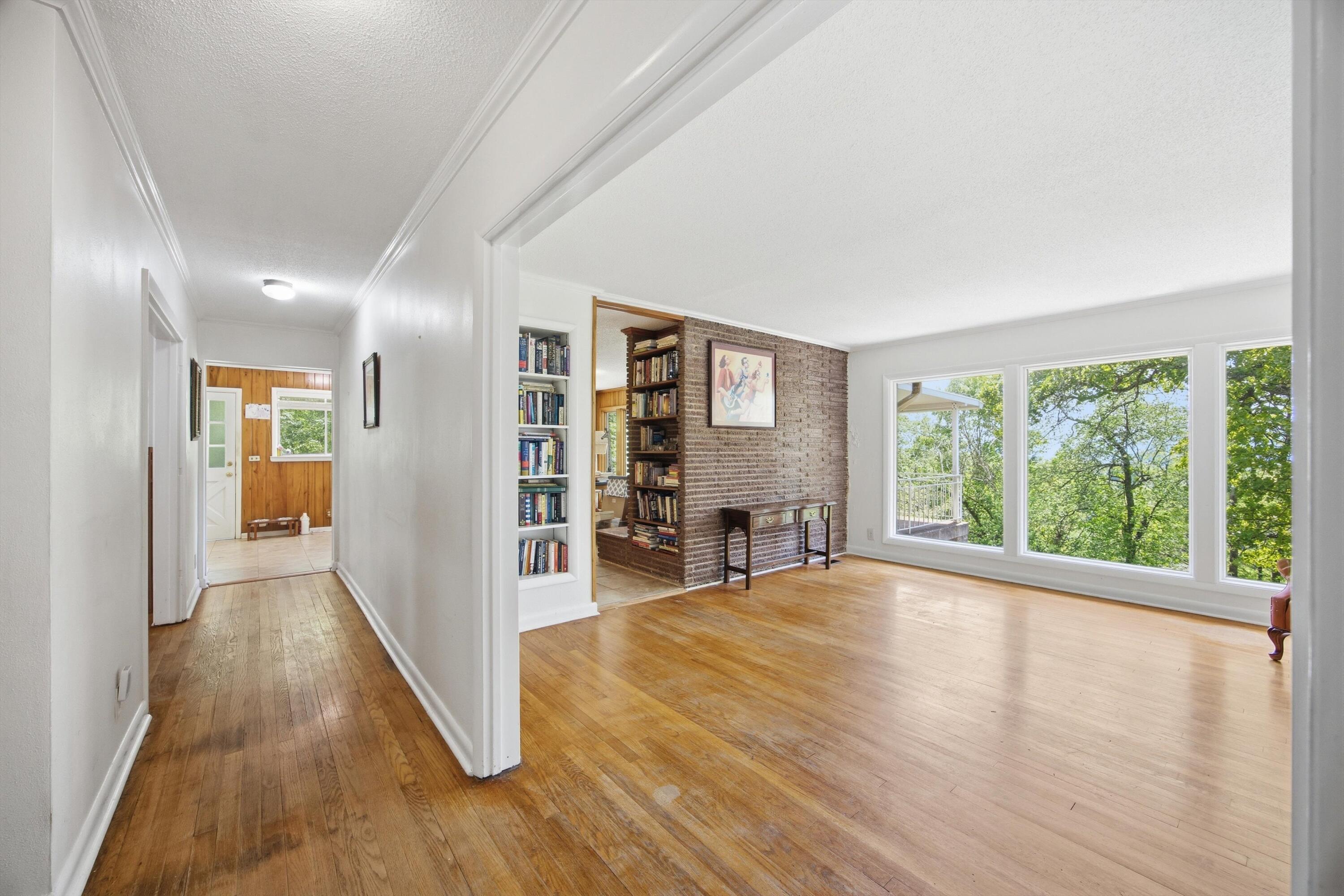 Chattanooga, Tennessee, 37405, United States, 3 Bedrooms Bedrooms, ,3 BathroomsBathrooms,Residential,Active,2041810