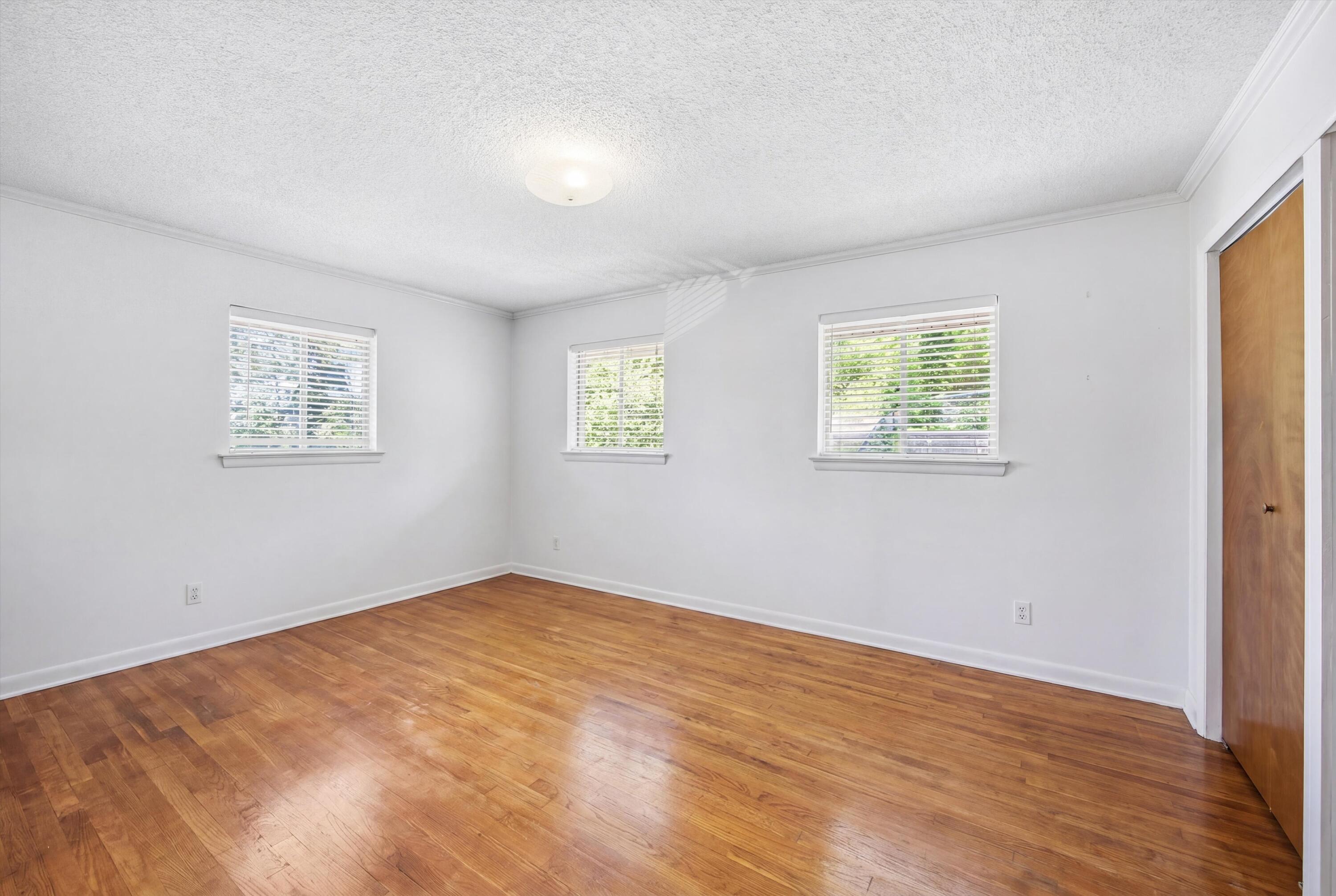 Chattanooga, Tennessee, 37405, United States, 3 Bedrooms Bedrooms, ,3 BathroomsBathrooms,Residential,Active,2041810