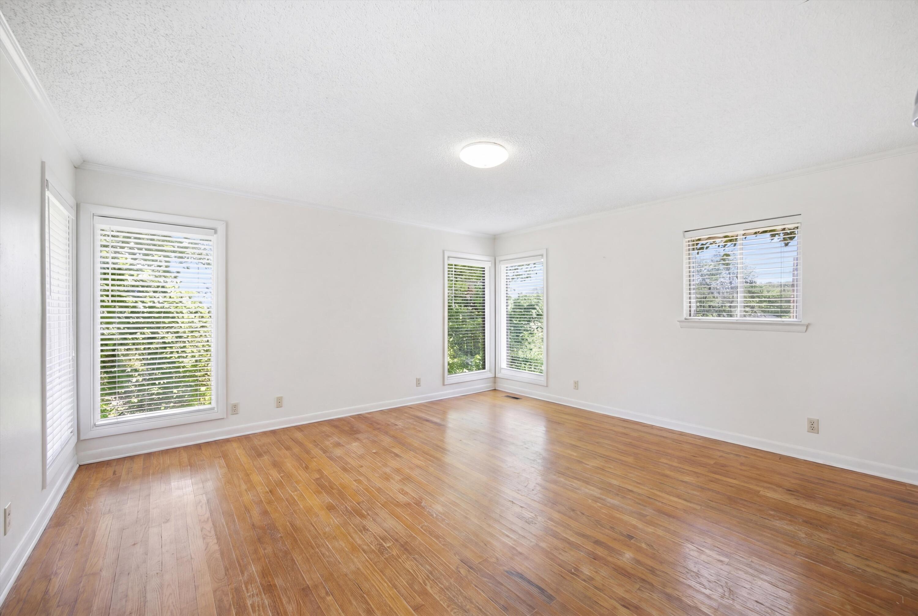 Chattanooga, Tennessee, 37405, United States, 3 Bedrooms Bedrooms, ,3 BathroomsBathrooms,Residential,Active,2041810