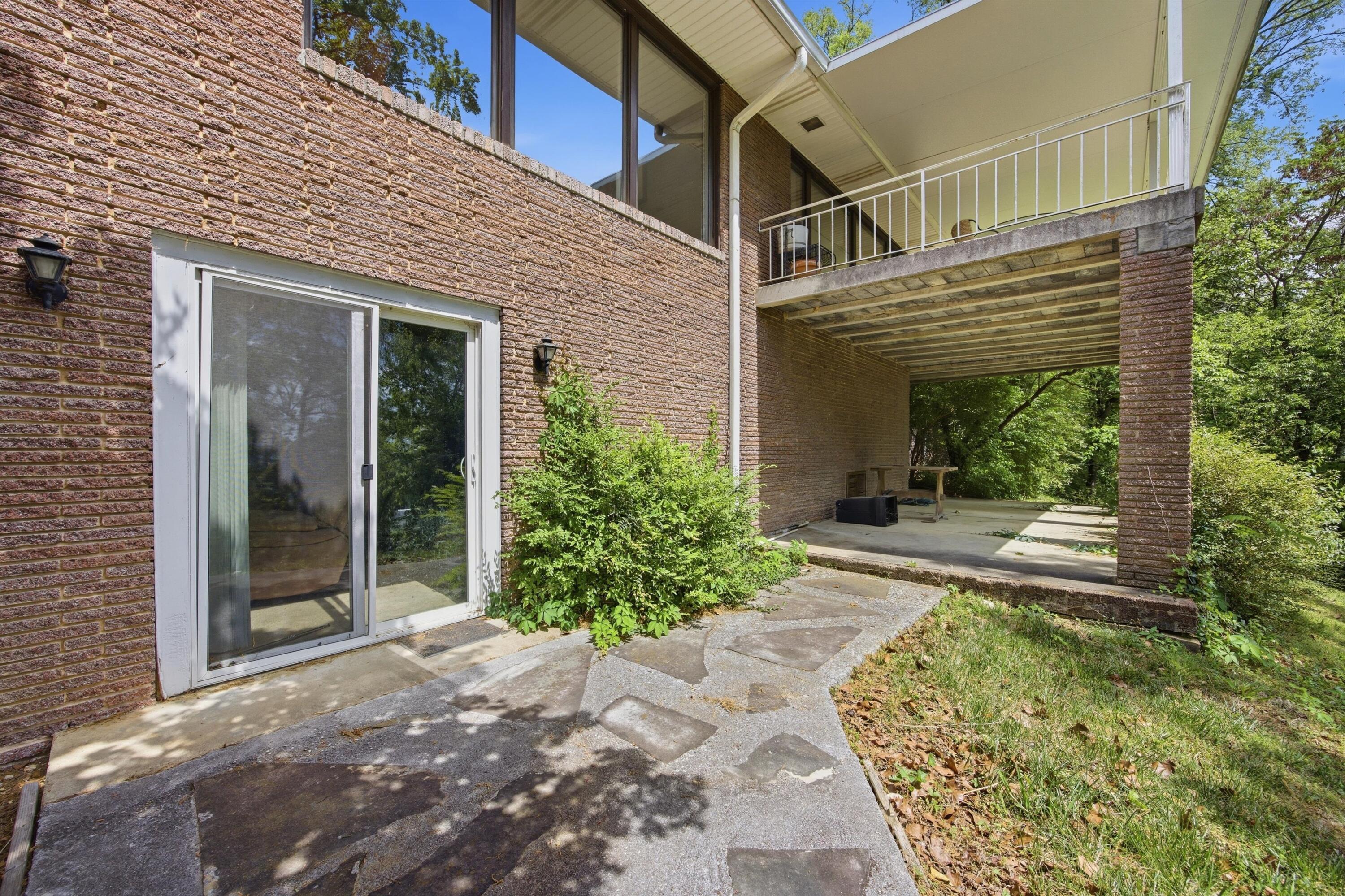 Chattanooga, Tennessee, 37405, United States, 3 Bedrooms Bedrooms, ,3 BathroomsBathrooms,Residential,Active,2041810